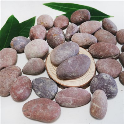 Wo findet man in der Natur häufig natürliche Kieselsteine?